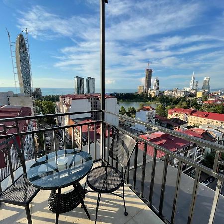 Apartments At Like House Μπατούμι Εξωτερικό φωτογραφία