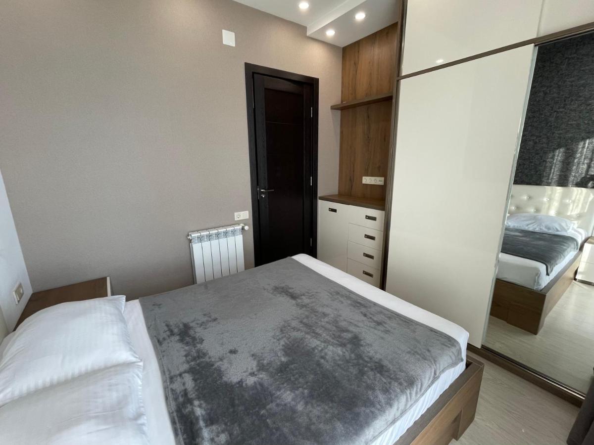 Apartments At Like House Μπατούμι Εξωτερικό φωτογραφία